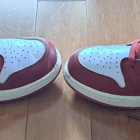 Jordan 1 Low SE Dune Red (GS) - YOUTH - Picture 4 of 5